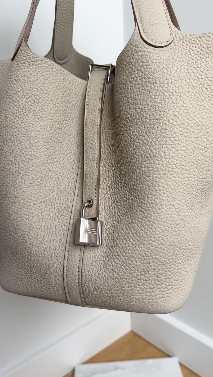Hermes Picotin Lock 22 Bag in Clemence Beton Leather PHW