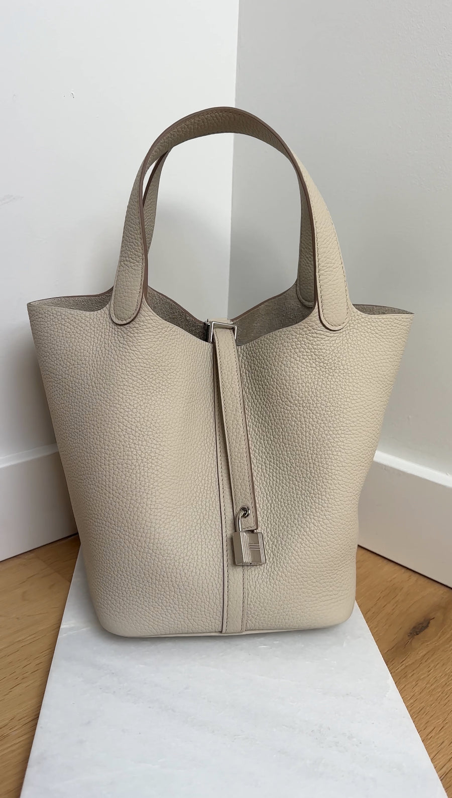 Hermes Picotin Lock 22 Bag in Clemence Beton Leather PHW