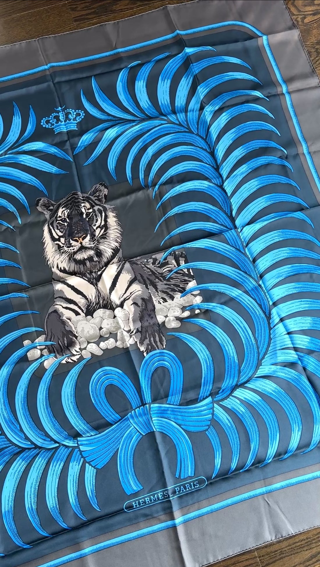 Hermes Silk Twill 140cm Giant Shawl Scarf Tigre Royal Blue Graphite, Beige
