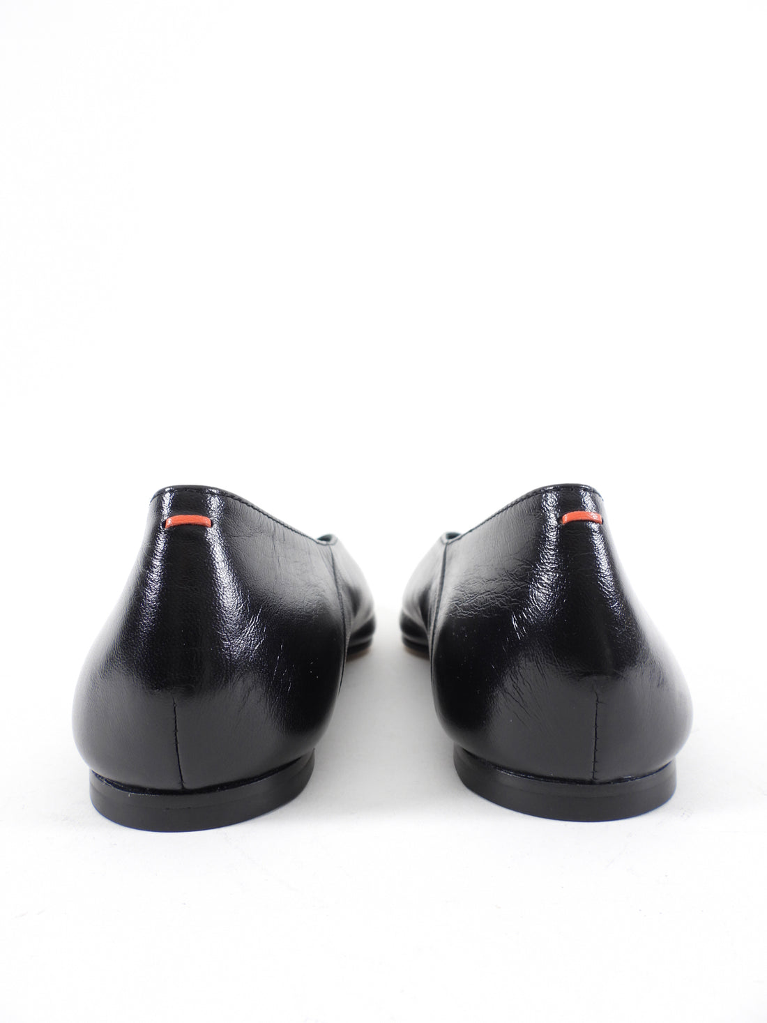 Aeyde Black Leather Moa Pointed Flat Shoes - 37