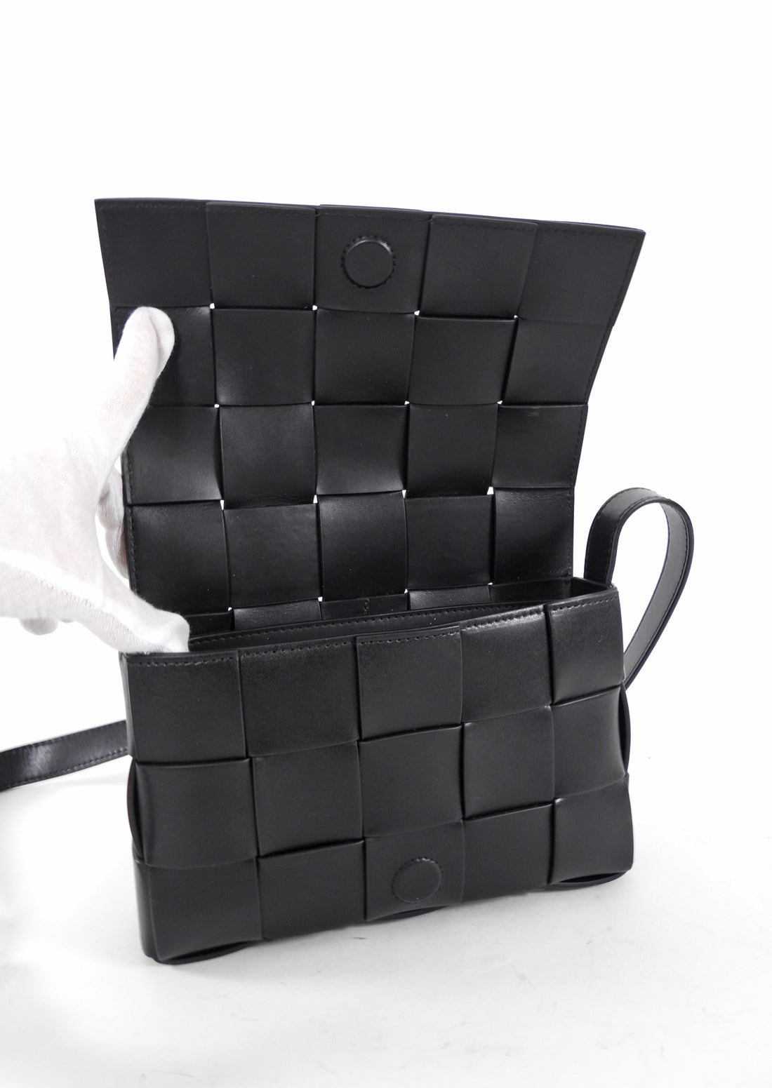 Bottega Veneta Black Woven Leather Medium Cassette Bag