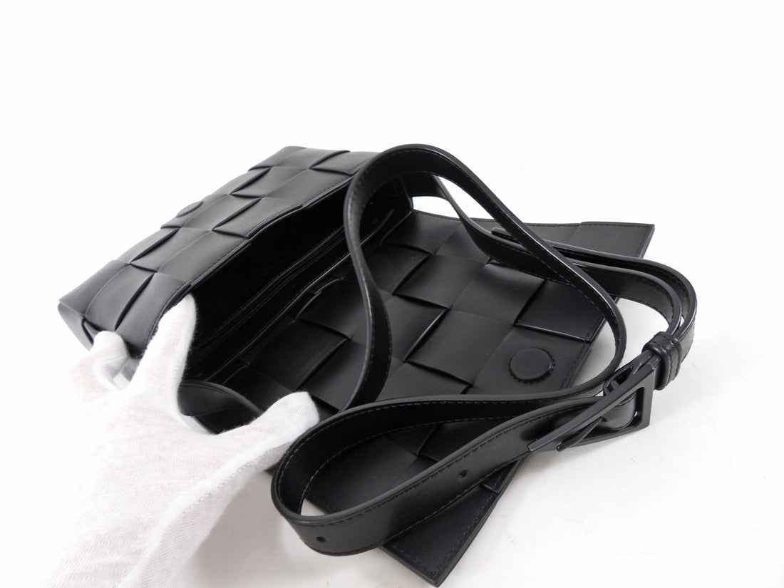 Bottega Veneta Black Woven Leather Medium Cassette Bag