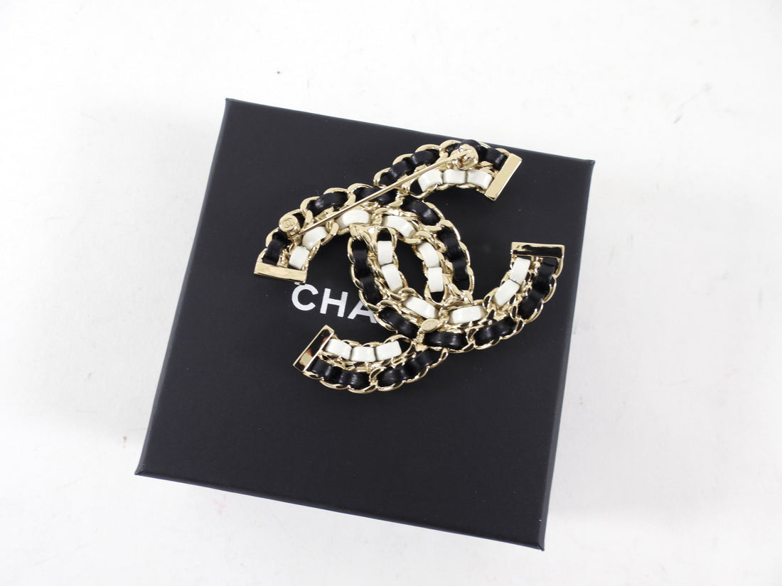 Chanel 22A Large Black and White Leather Woven Goldtone CC Brooch