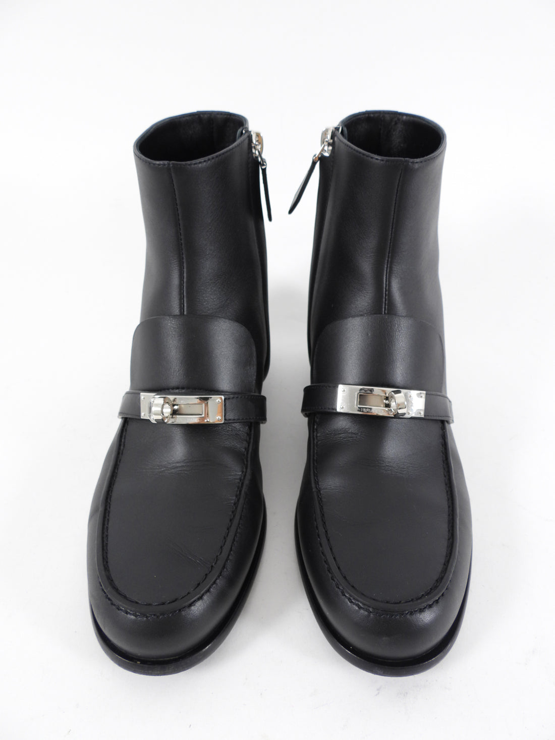 Hermes Black Leather Kelsey Ankle Boot Kelly Lock PHW - 38 (EU 37.5)