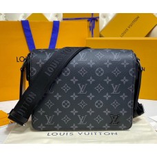 Louis Vuitton District PM M46255